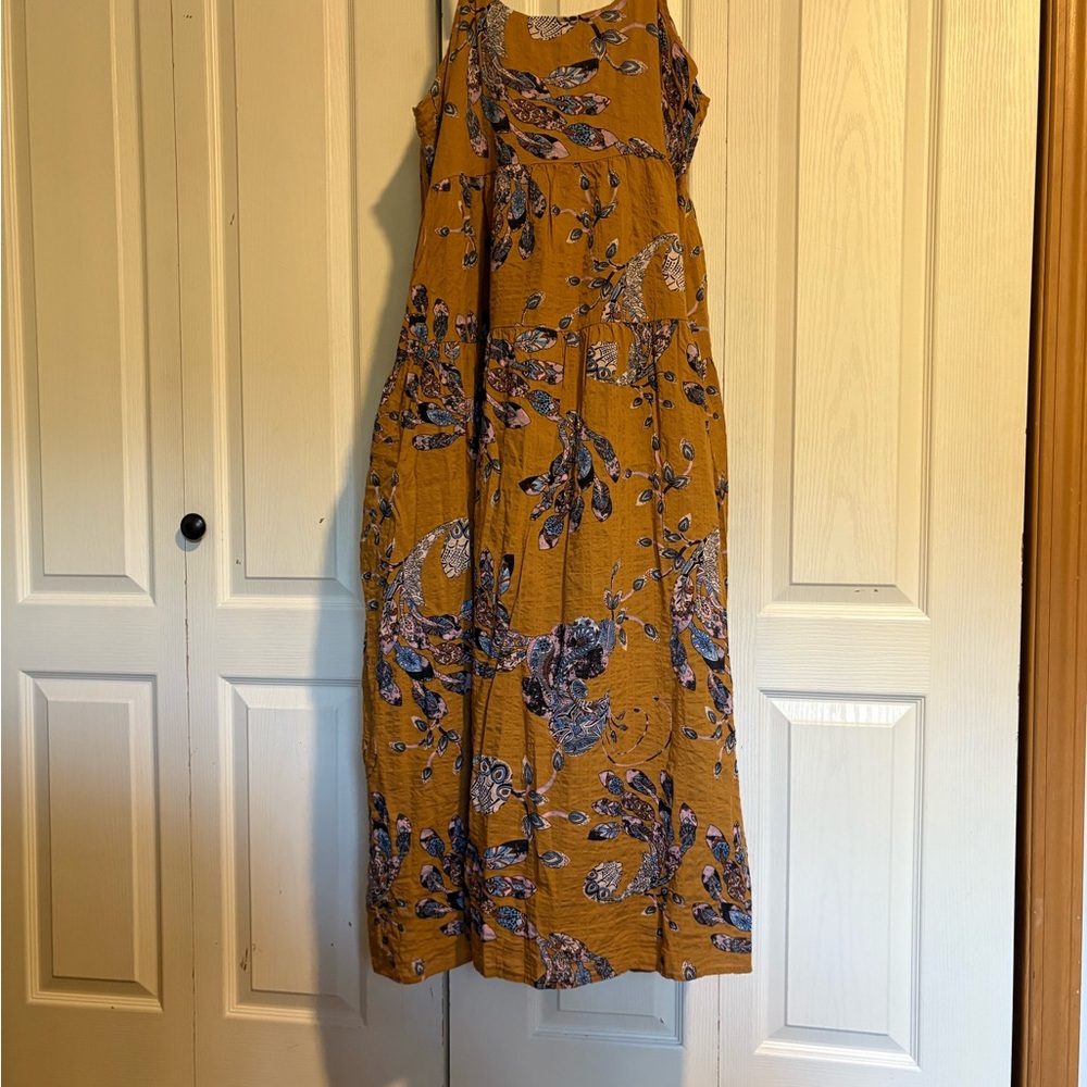 Yellow Gold Scoop Neck Sleeveless Maxi Sundress